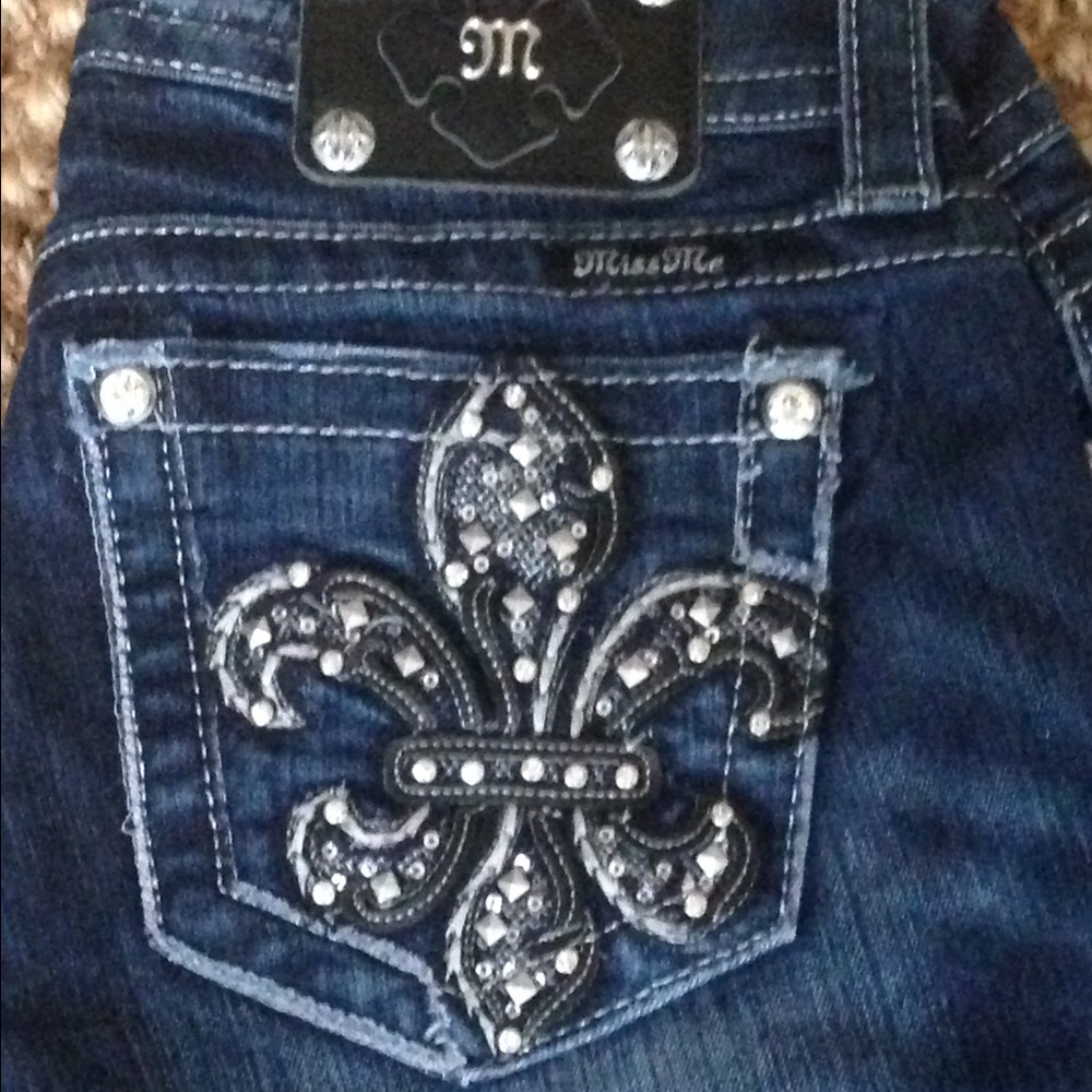 Like new miss me size 28 length 32