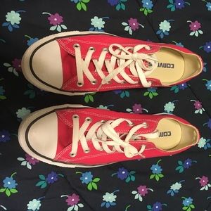Low top Converse