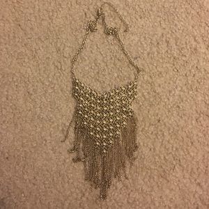 Gold V-shaped necklace