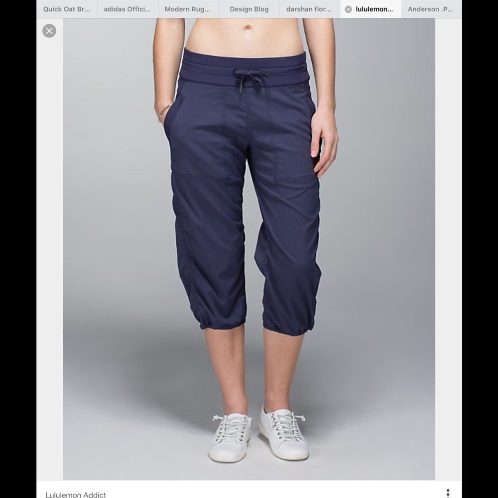 Lululemon studio crop