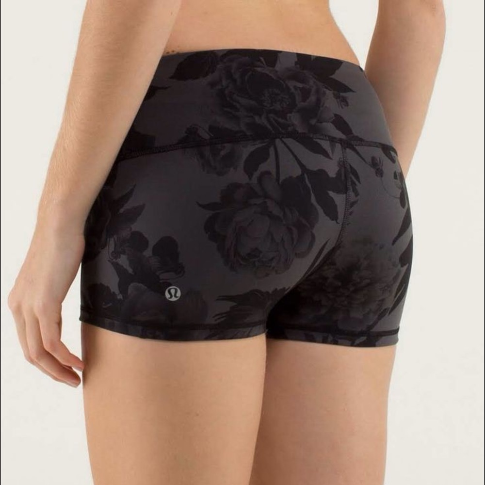 🔴 PRICE FIRM // NWOT Lululemon Shorts, Size 6