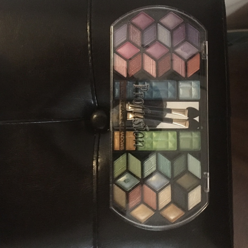 Profusion pallet