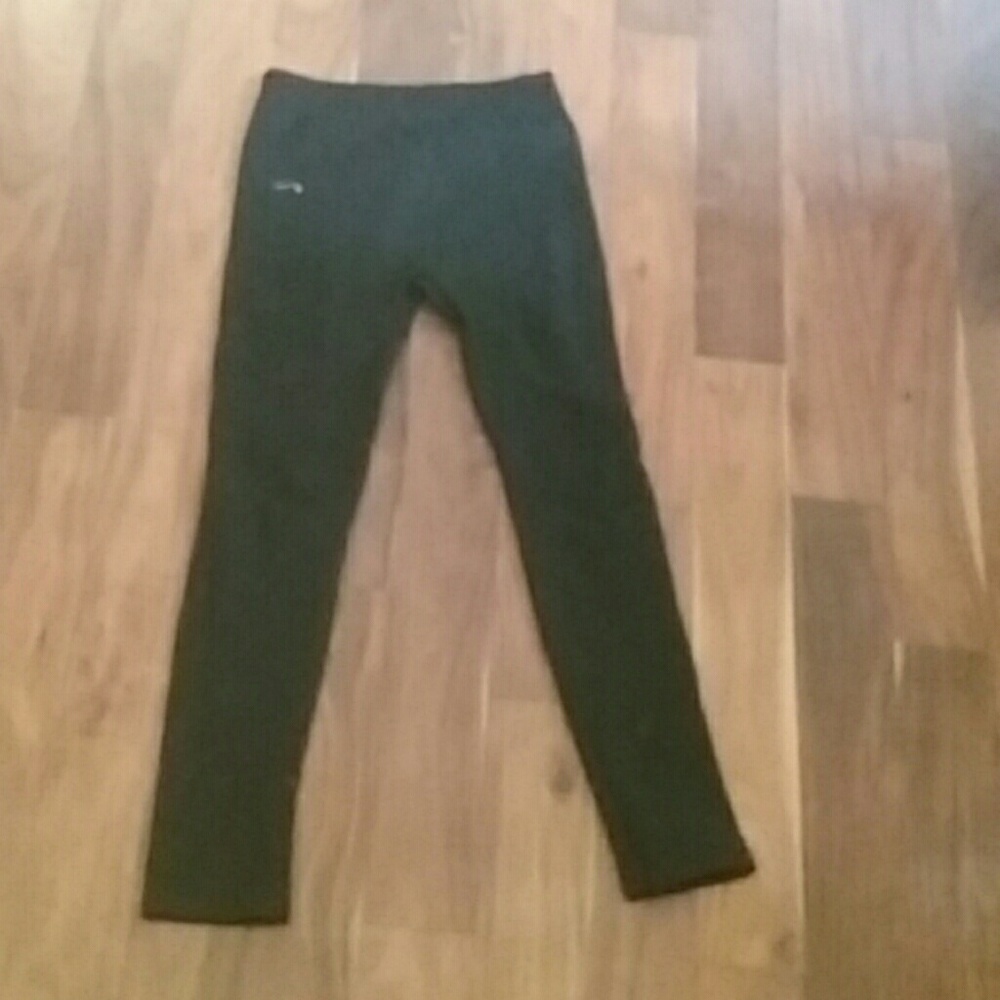Black leggings