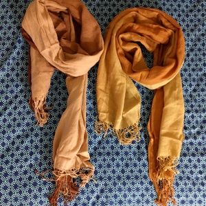 Two fall-color scarfs [selling together]