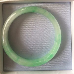 NEW jade bracelet