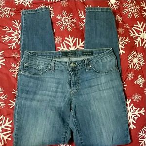 *SOLD* Jessica Simpson skinny jeans 29R sz 8