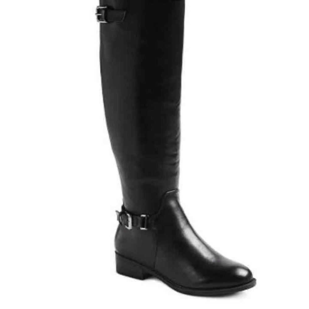 Black riding boots