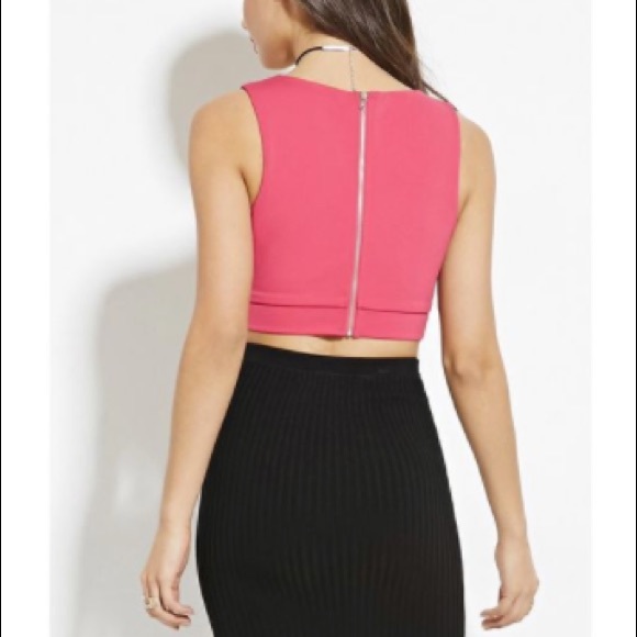 Pink cutout crop top - Picture 2 of 2