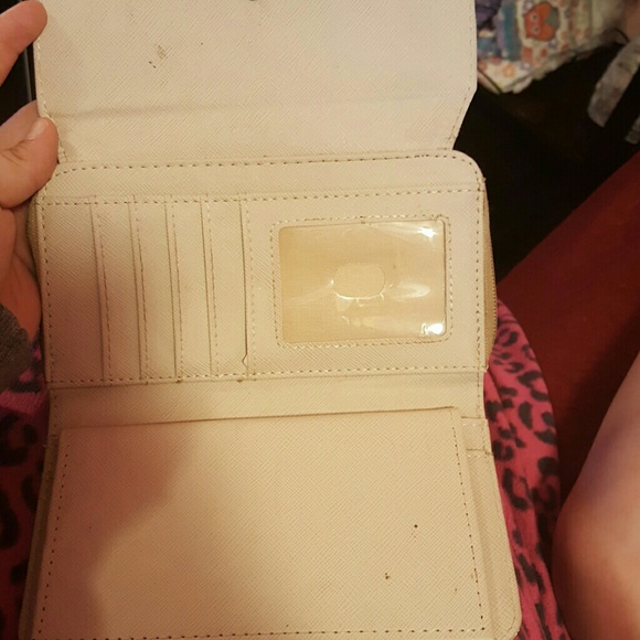 Wallet - Picture 3 of 3