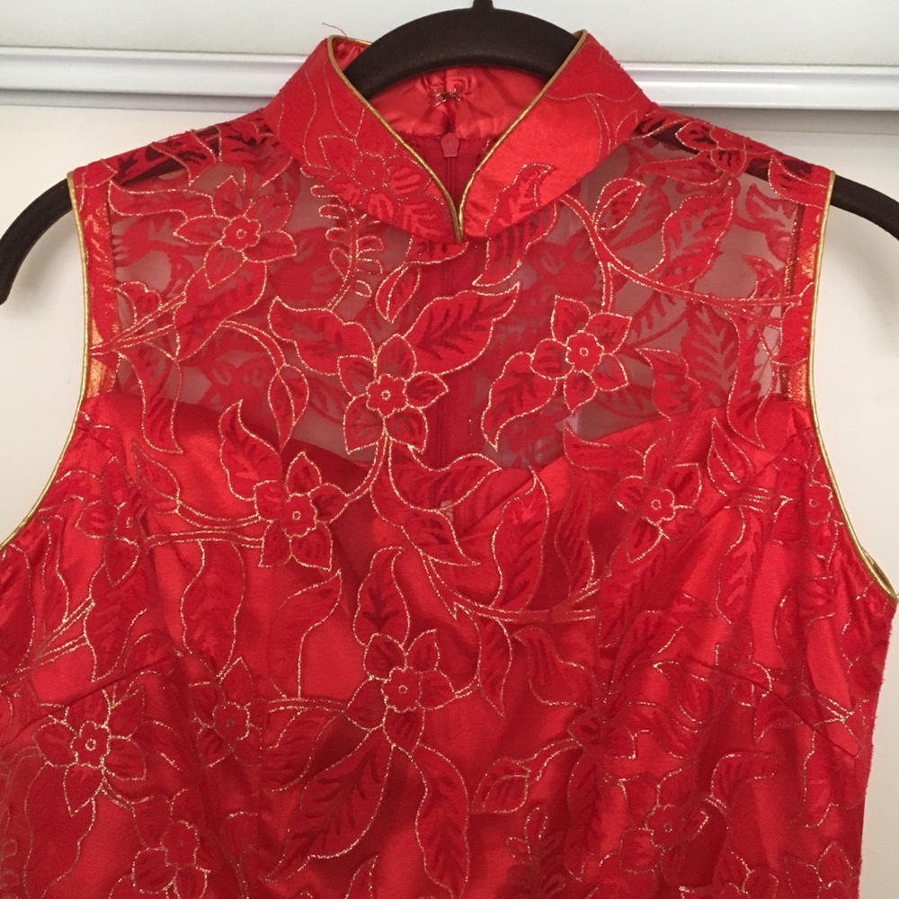 Red & Gold Kimono - Picture 3 of 4