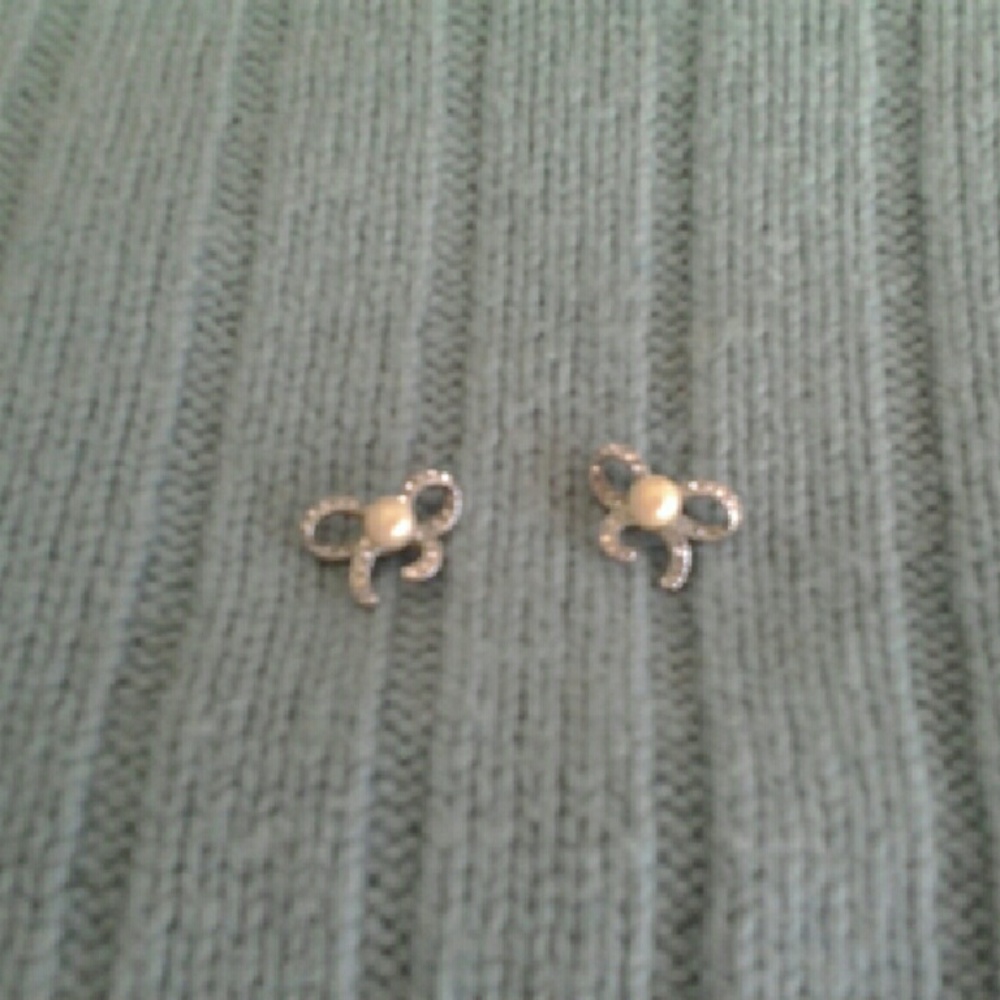 Pearl and Diamond Earrings