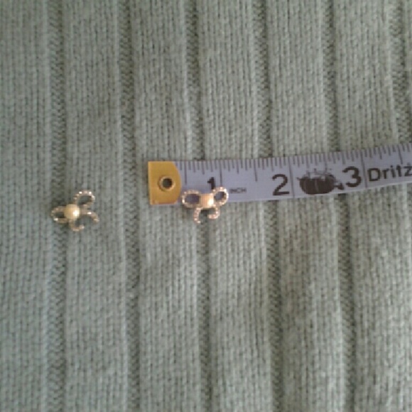 Pearl and Diamond Earrings - Picture 3 of 3