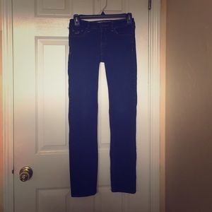 Dark Wash Hollister jeans