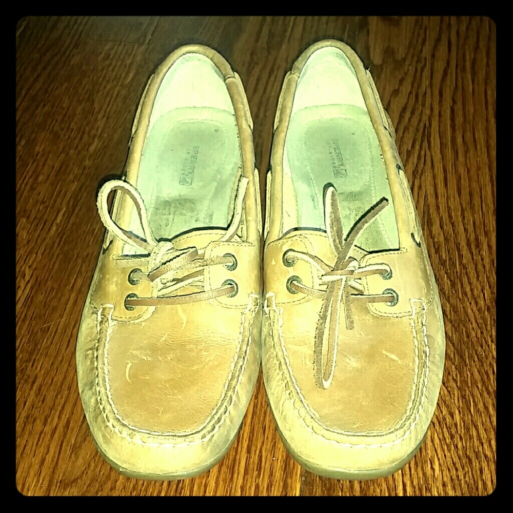 Brown leather Sperrys!