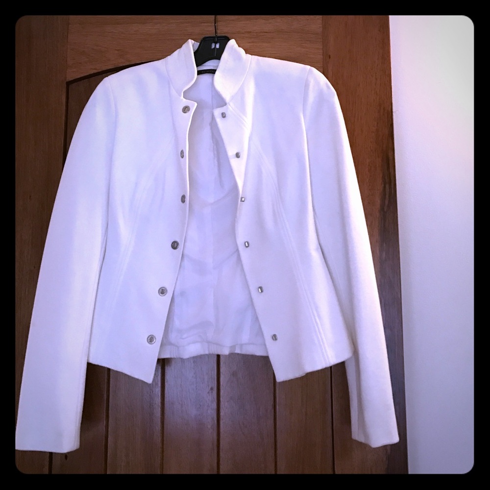 Elie Tahari white jacket