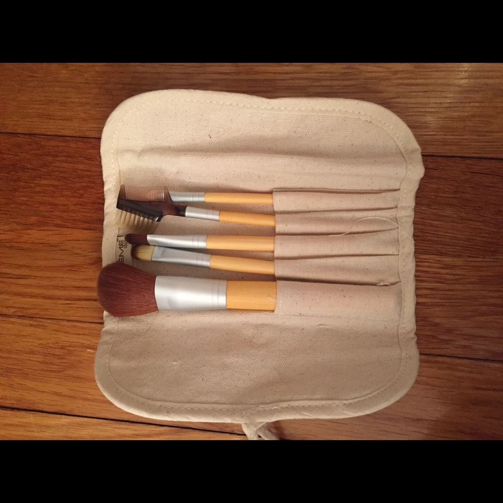 New Make up brush kit