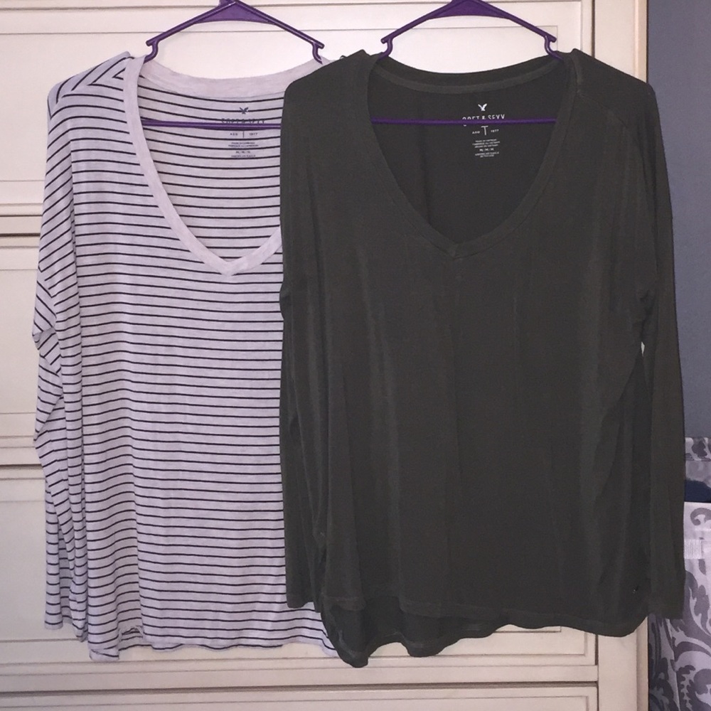 AE SOFT & SEXY V NECKS