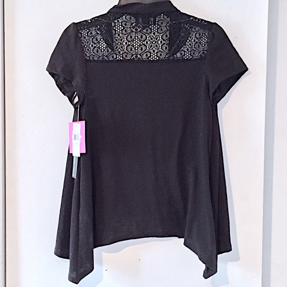 💕Lace Top with Attached Tank💕 - Picture 3 of 4