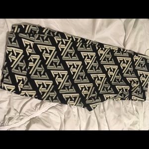 💥Last Chance💥Geo print black white gray