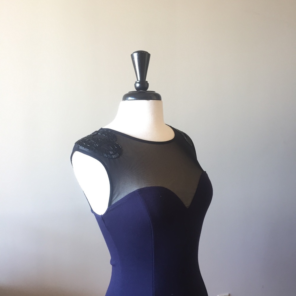 ❌ SOLD❌ F21 // Bodycon dress with beading