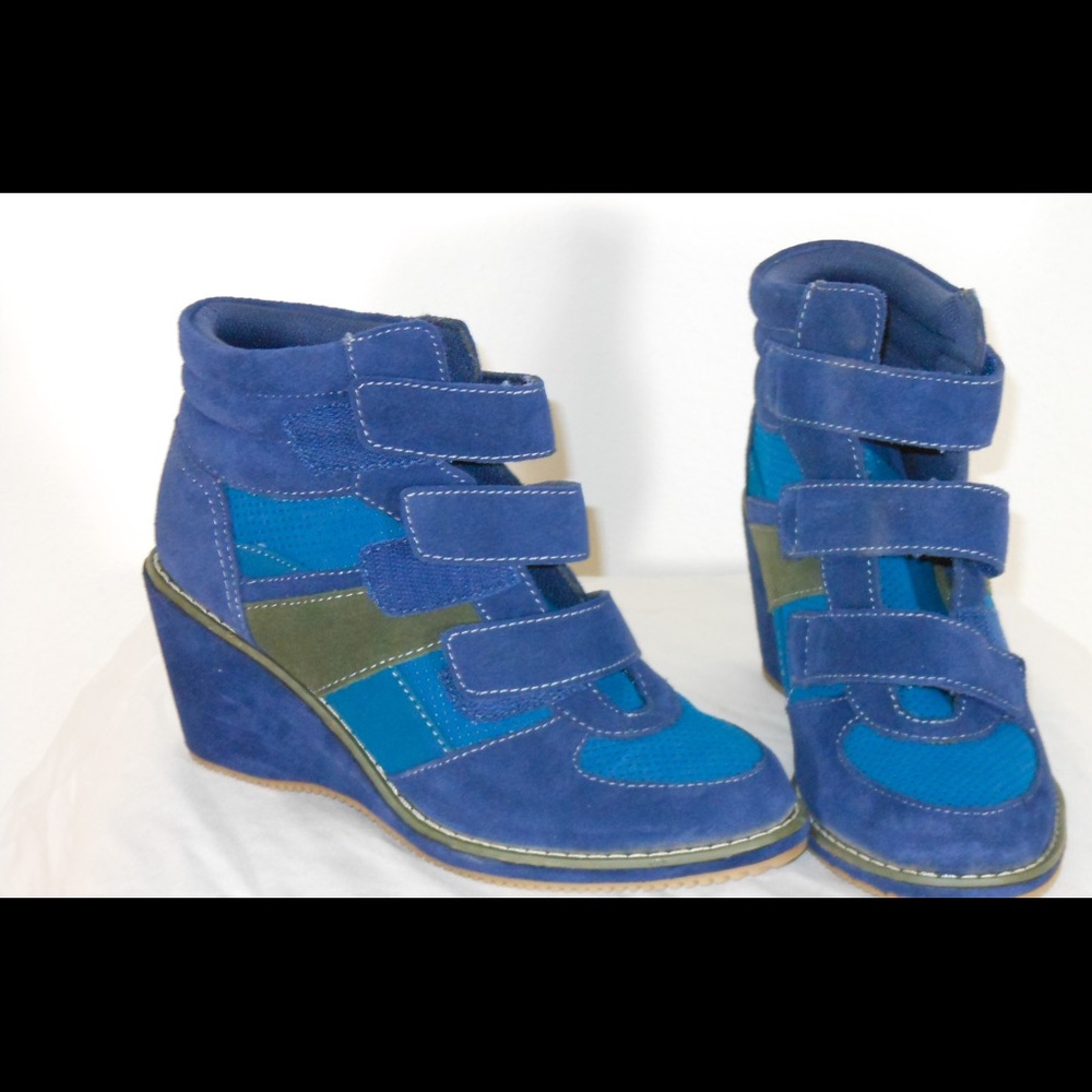 Brand new Dr. scholl's carmandy peacoat wedge, Size 6