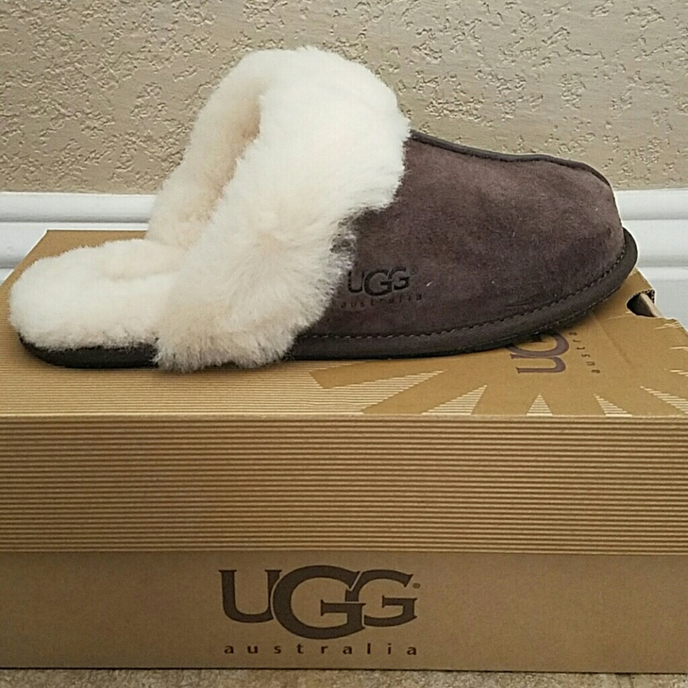 NIB Ugg House Slippers