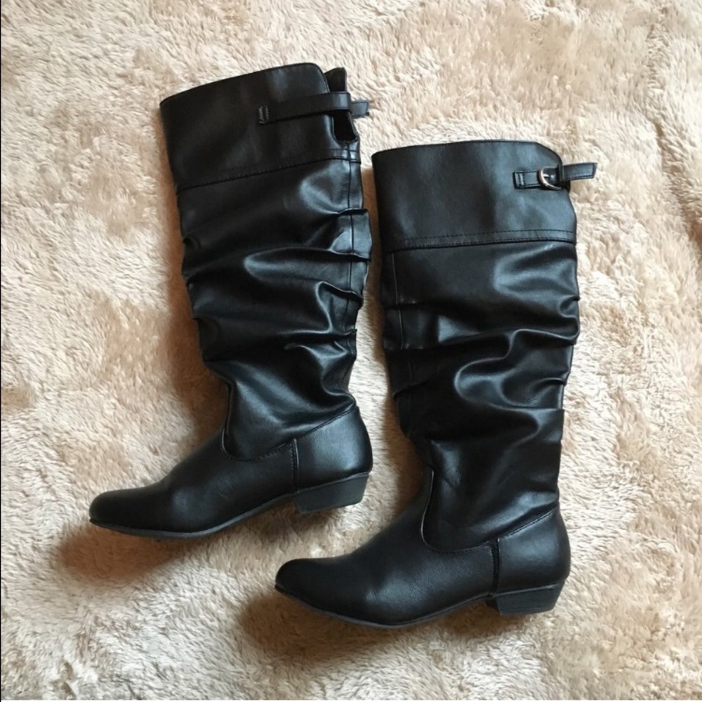 Black boots