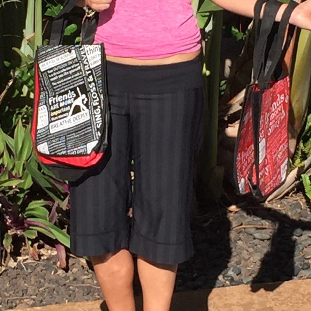 Lululemon clam digger yoga shorts