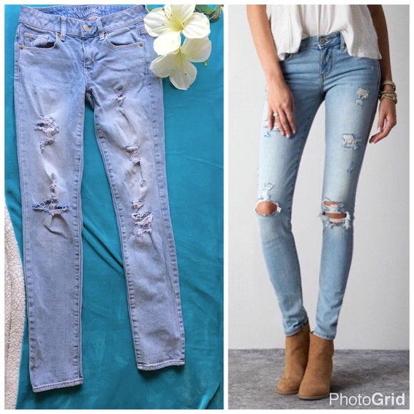 American Eagle Outfitters Denim - American Eagle Light Wash Distressed Skinny Jeans
