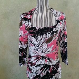 TRIBAL BLACK AND PINK PULLOVER TOP