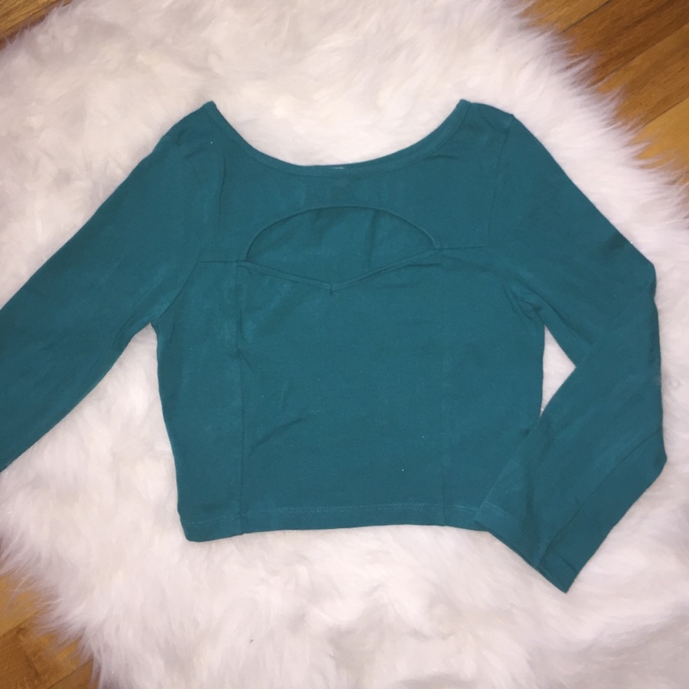 Forest Green Long Sleeve Crop Top W Cutout Chest