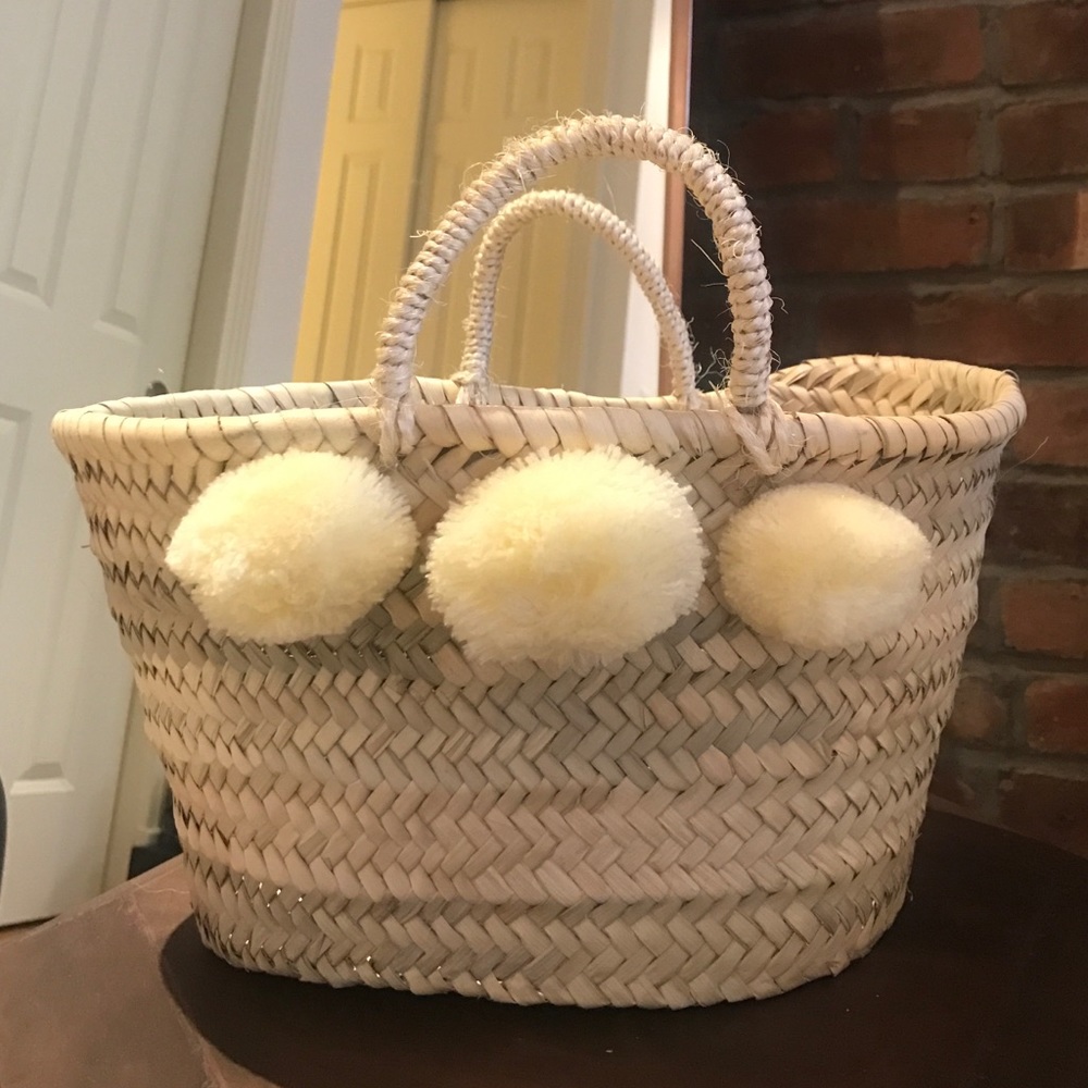 Basket Pom Pom Tote