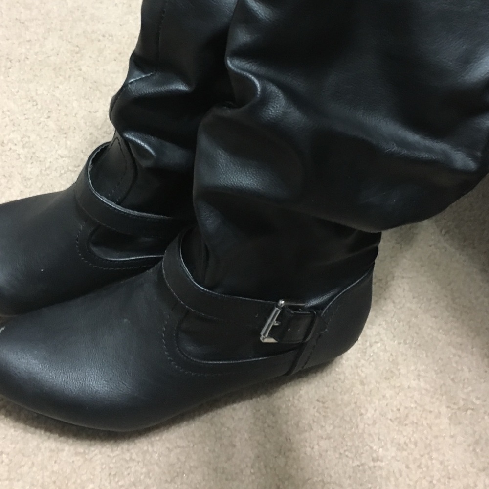 Black boots
