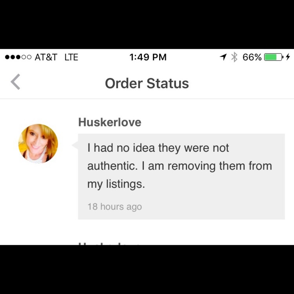 Husker14 sells fakes! Do not buy !!