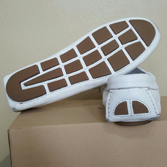 Zara Mens all white loafers - Picture 3 of 4
