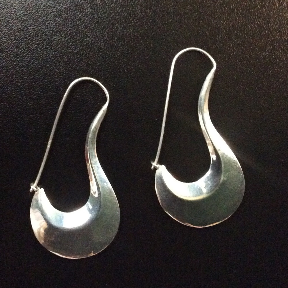 Sterling Silver | 2 1/4" Oblong Hoops
