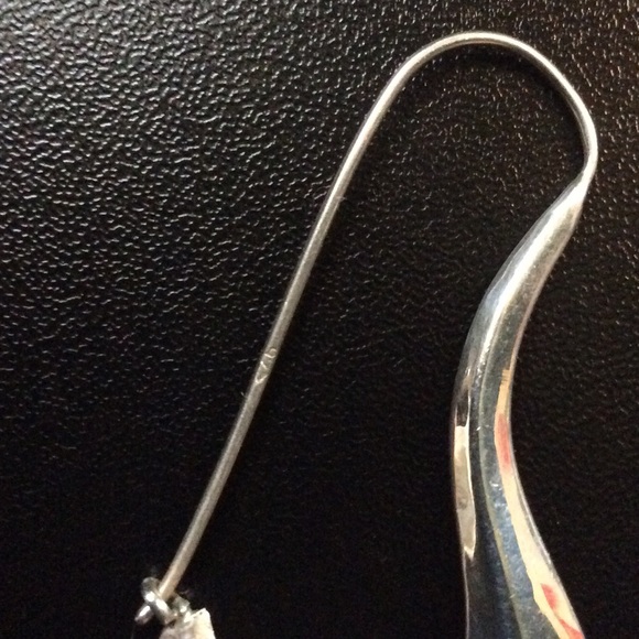 Sterling Silver | 2 1/4" Oblong Hoops - Picture 2 of 3