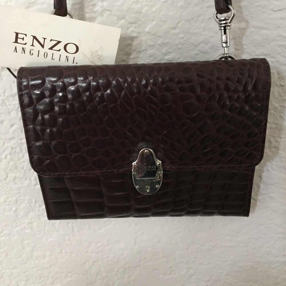 Enzo Angiolini wallet with shoulder strap