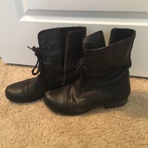 Steve Madden Troopa Combat Boots