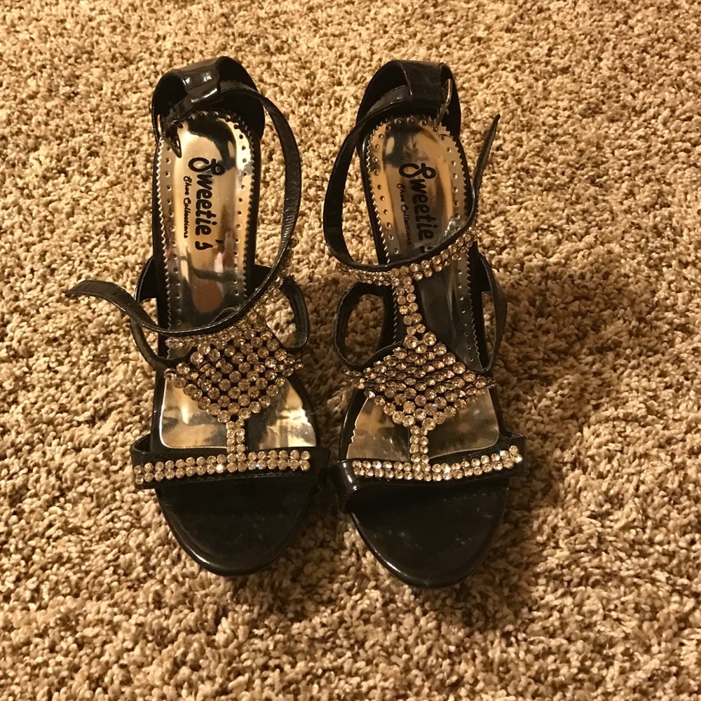 High heel shoes