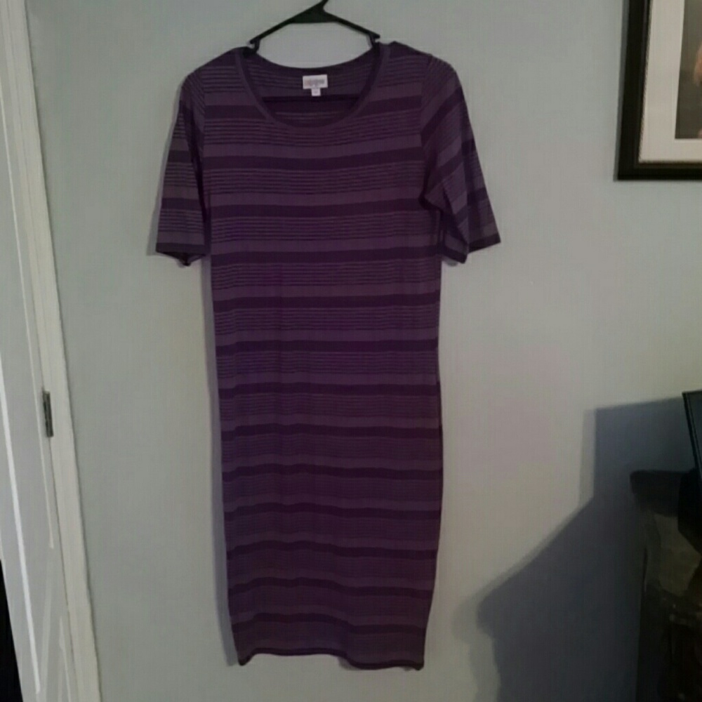 **NEW** Lularoe julia size M