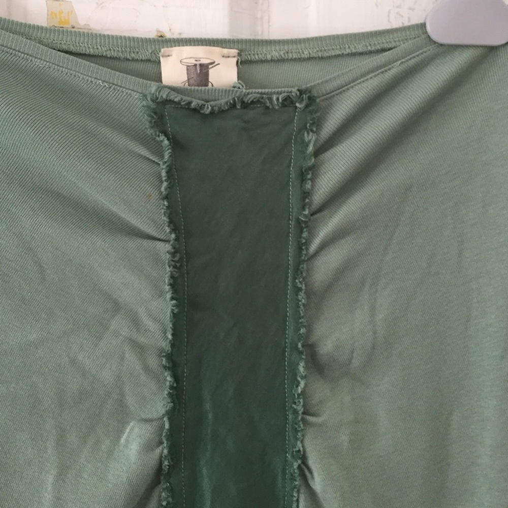 Skirt - Picture 2 of 3