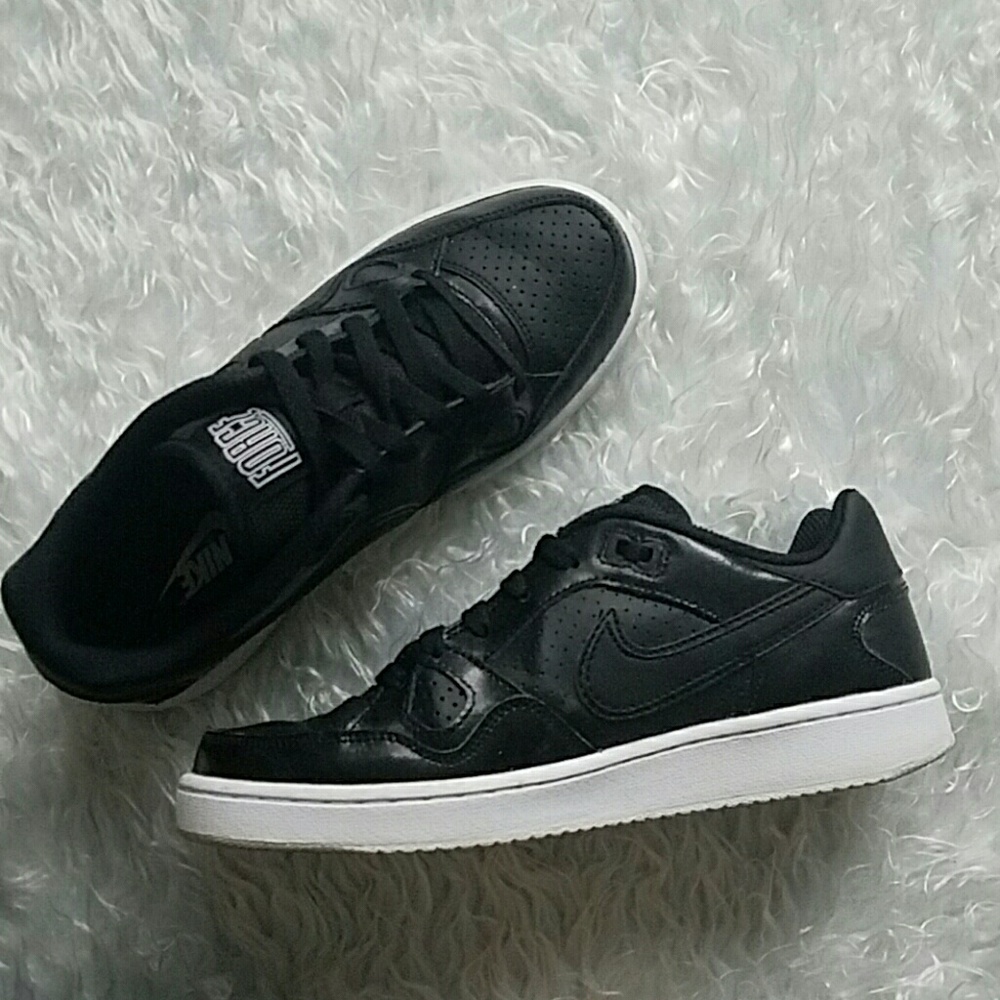 Nike Son of Force