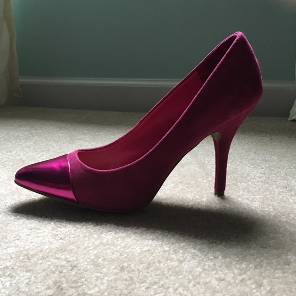 Candie's magenta high heels - Picture 3 of 4