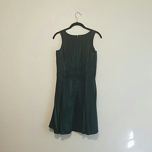 Green Dress - Picture 2 of 3