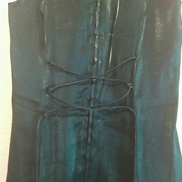 Green Dress - Picture 3 of 3