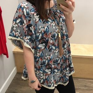 She & Sky Floral Tunic with Lace Trimming
