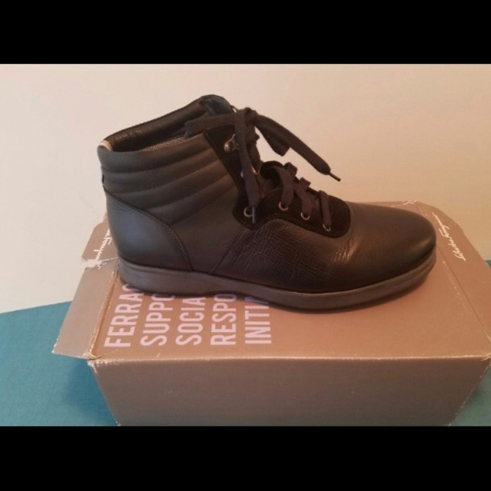 Salvatore Ferragamo authentic