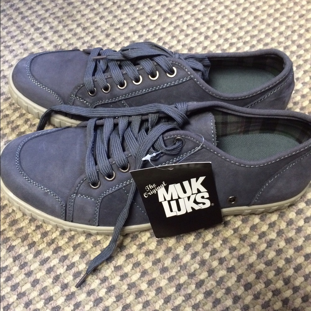 Muk luks Bnwt garret casual sneaker