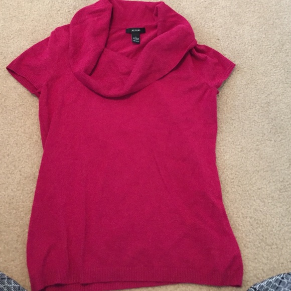 Alfani Tops - Alfani Magenta cowlneck